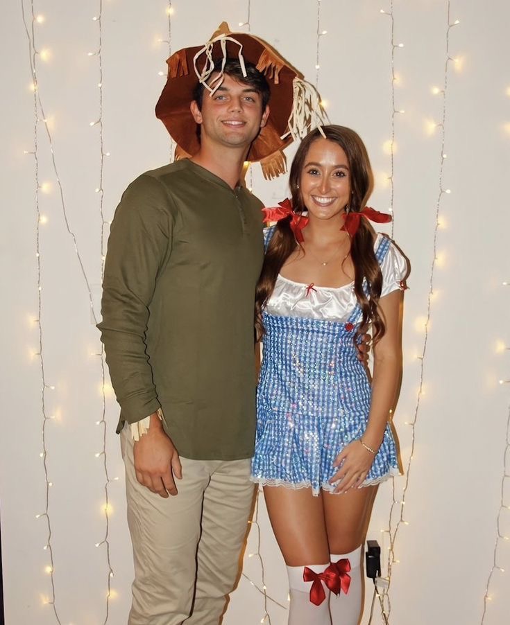 29 Cutest Couples Halloween Costumes To Copy